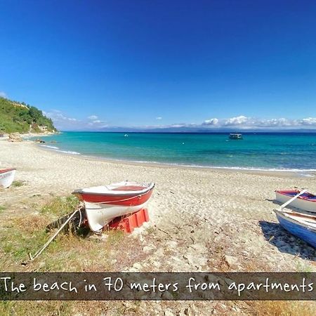 Afitos Beach Apartments Exterior foto